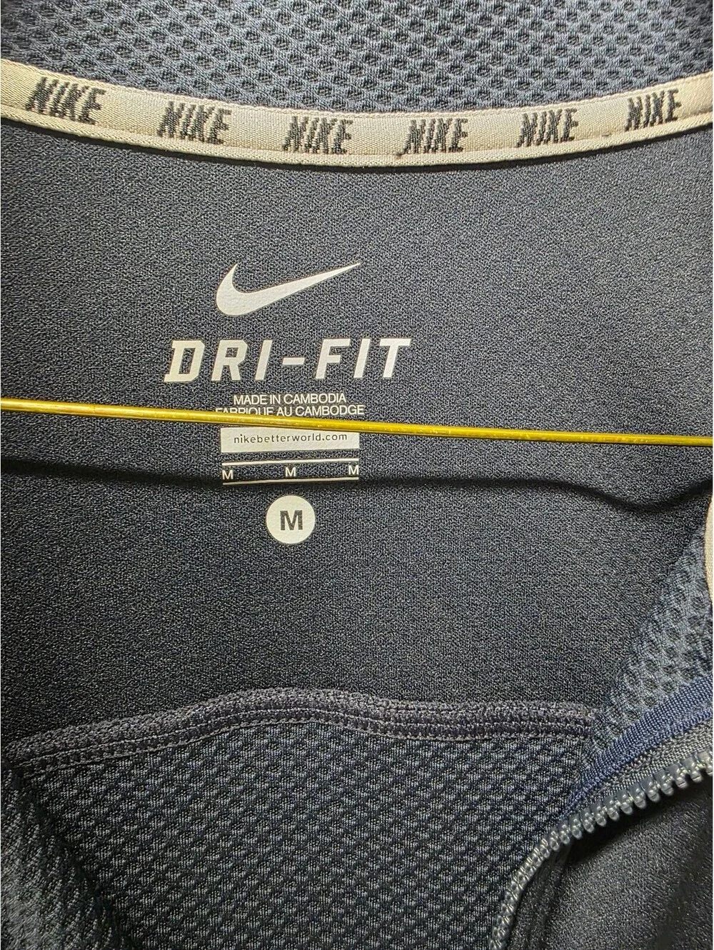 Nike Dri-FIT Men's Medium 1/4 Zip Pullover Navy Long Sleeve Athletic Top
